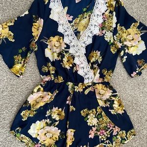 NWOT! FLORAL LACE ROMPER